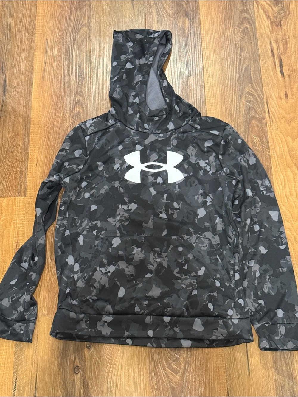 Boys Under Armour Black & Gray Camo Pullover Hoodie with White Logo